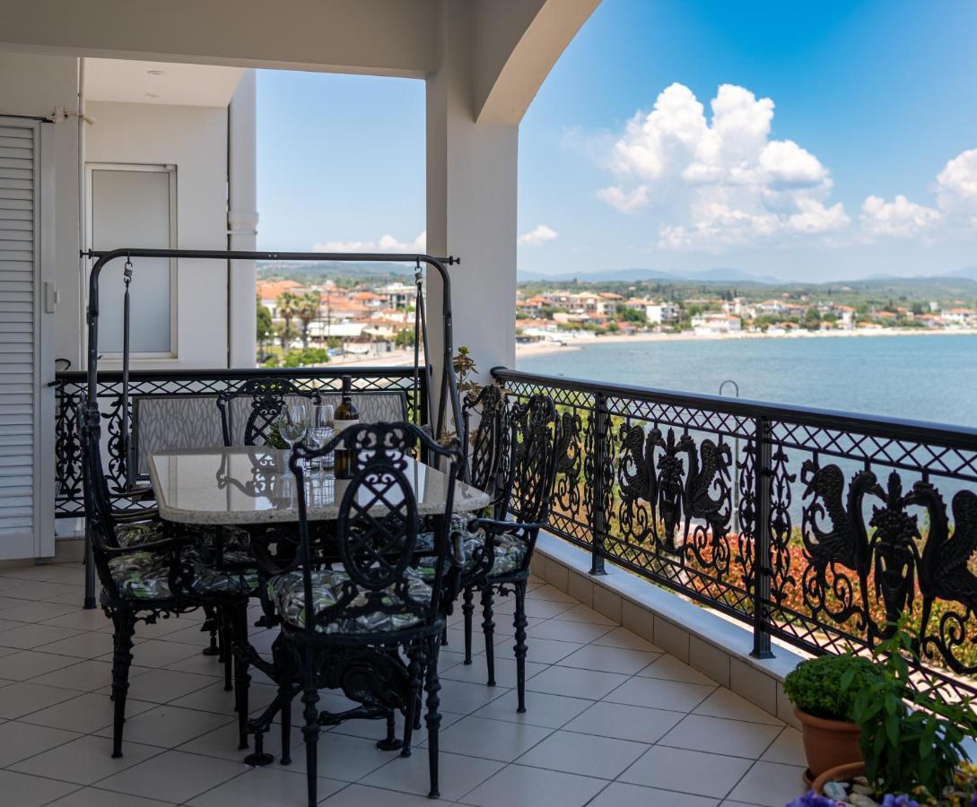 Bay View House * Petalidi
